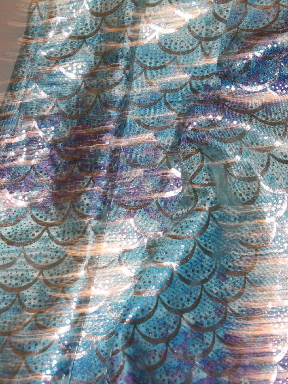 Blue Mermaide Tail Size Large - Picture 6 of 7